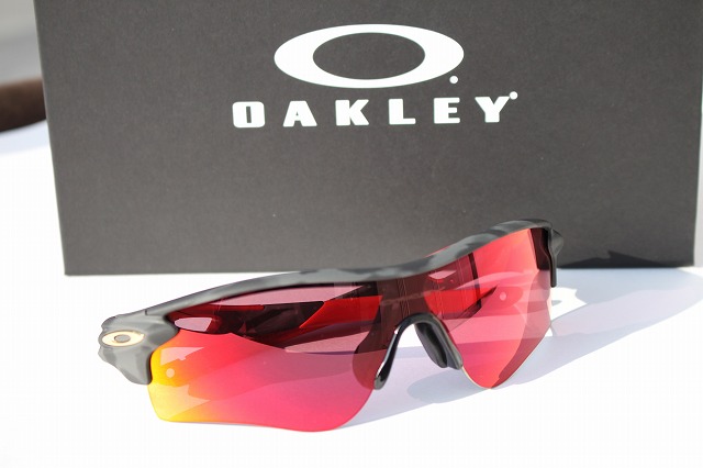 OAKLEY カスタムサングラス 3連発 – メガネのクギミヤ